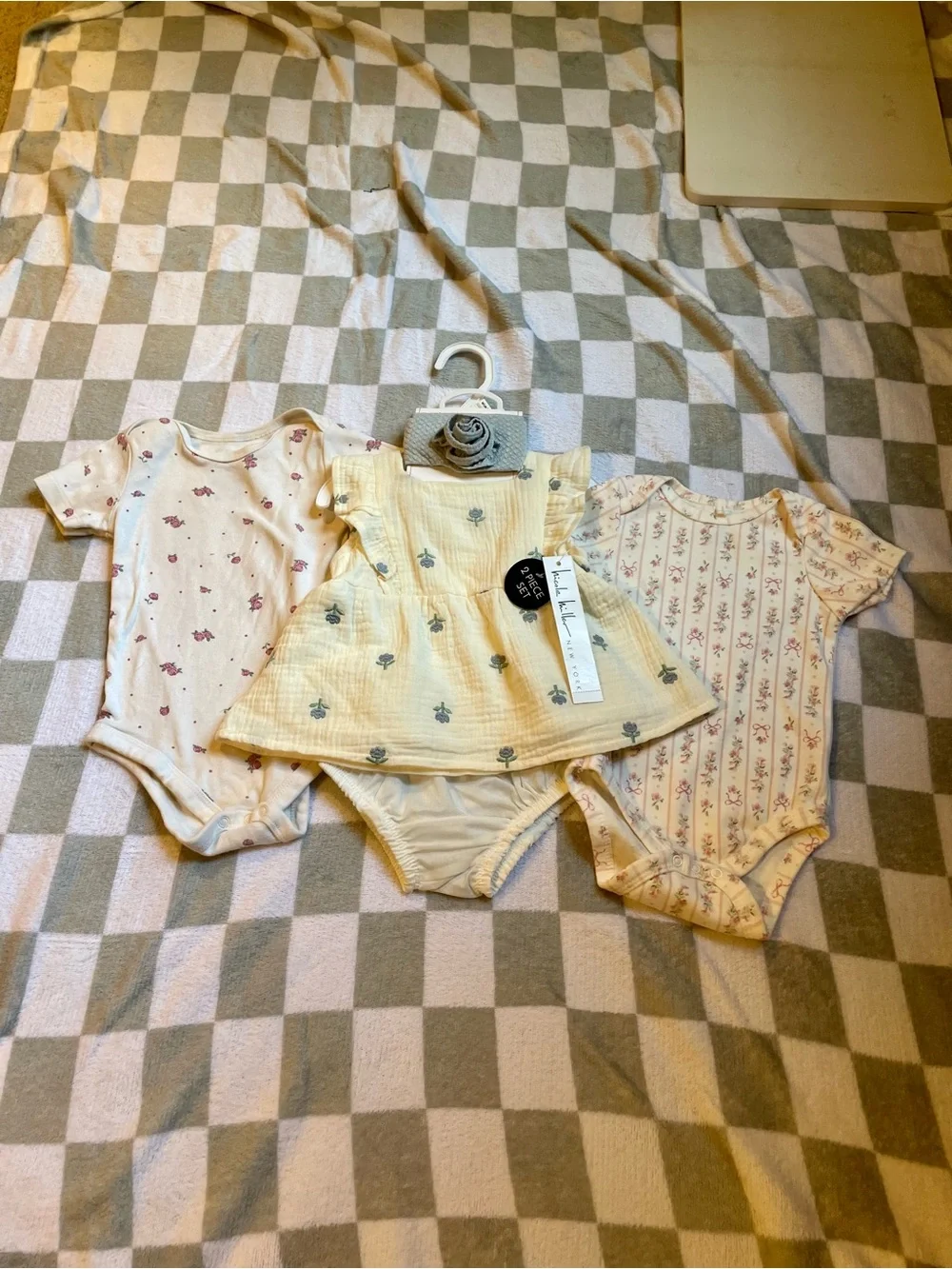 3-Piece Baby Girl Bodysuit & Dress Set Cream, Blue and Pink Floral - 6-9 months